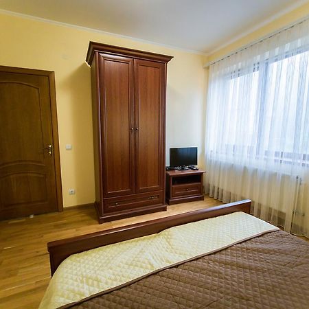 Пори Року Hostal Sinyak  Exterior foto