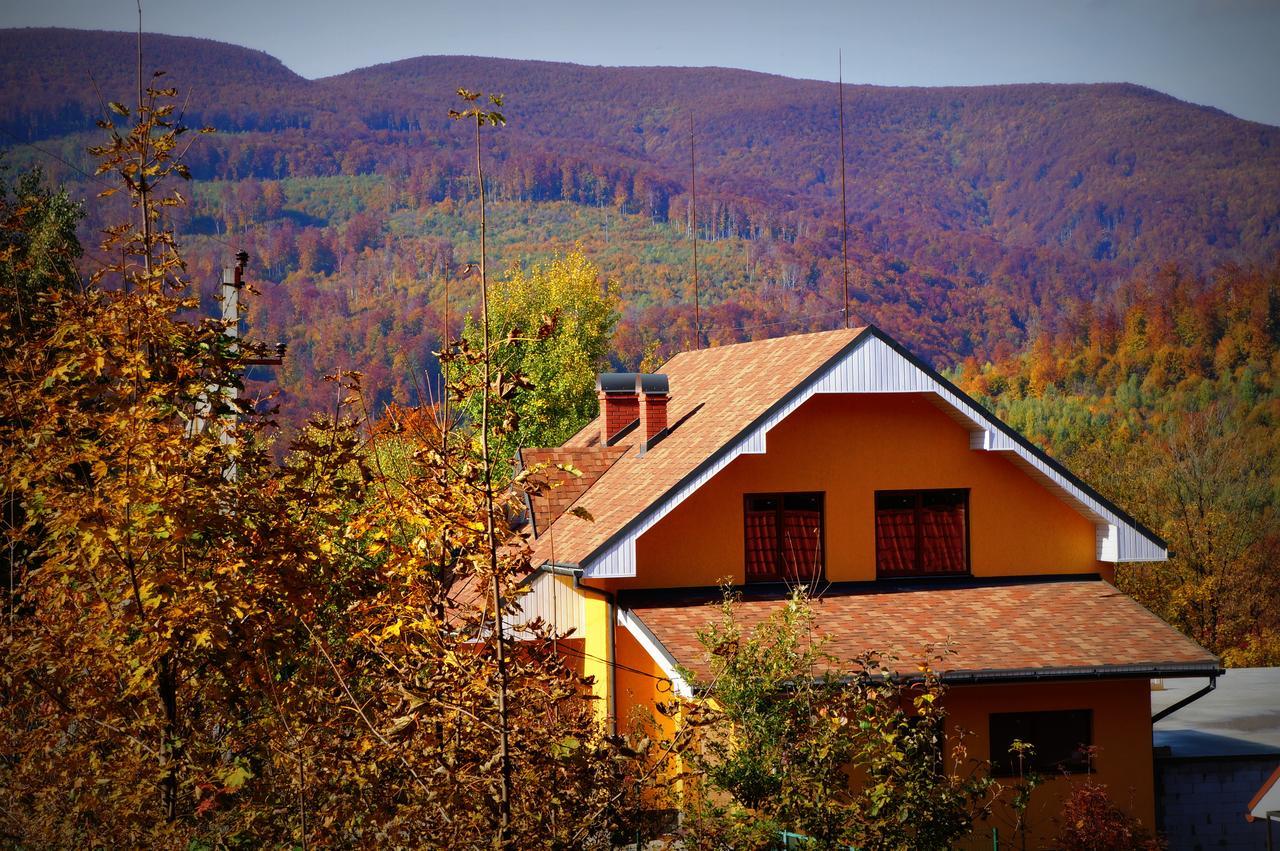 Пори Року Hostal Sinyak  Exterior foto